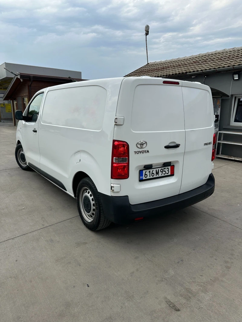 Toyota Proace Швейцария, снимка 3 - Бусове и автобуси - 47444156