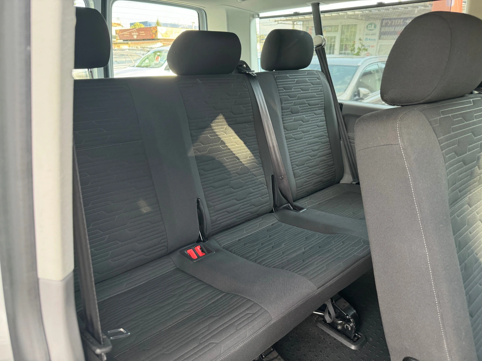 VW T6  T6 Caravelle 2.0 TDI Comfortline lang F | Mobile.bg   15