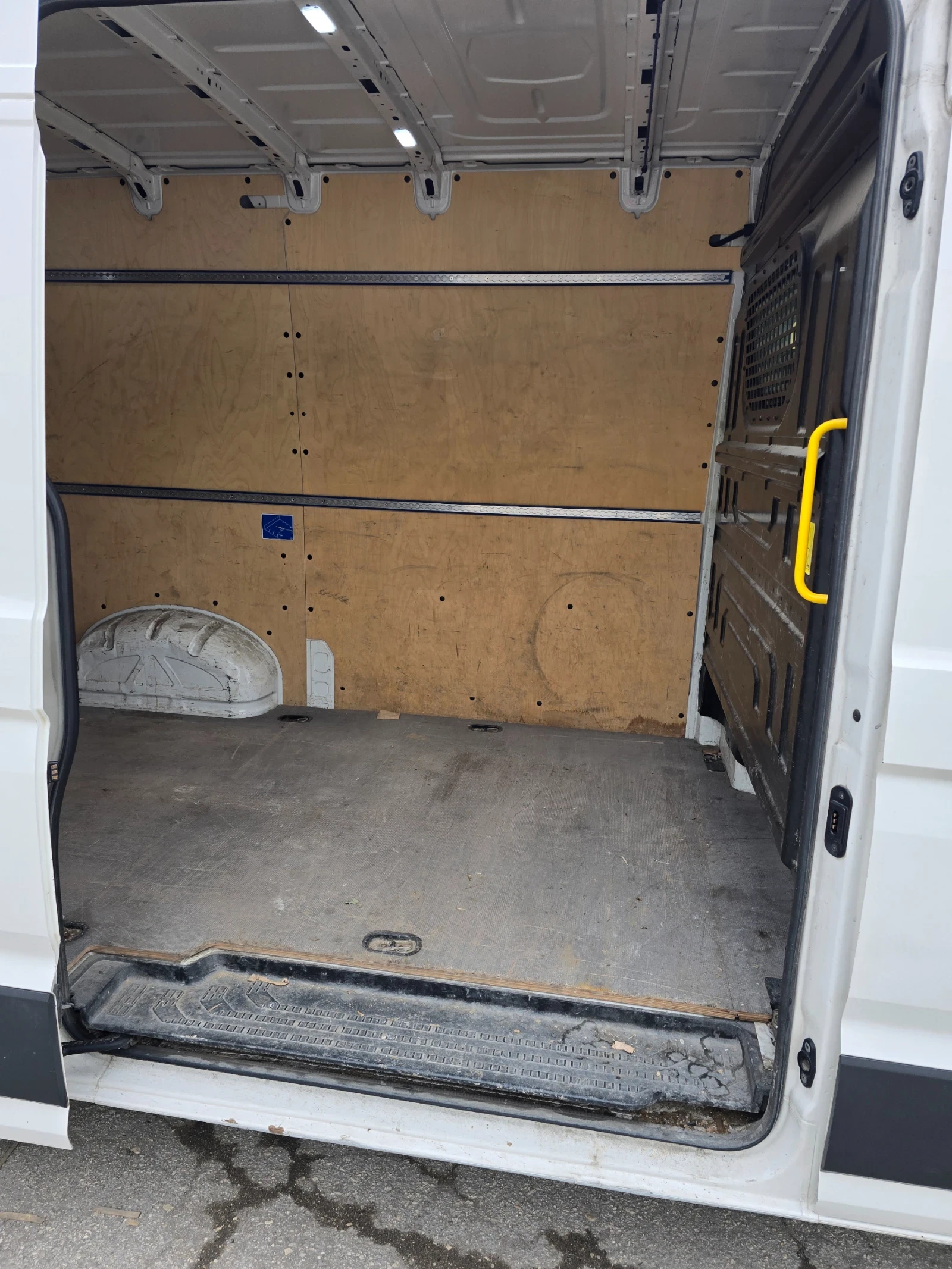 VW Crafter Товарен - изображение 8