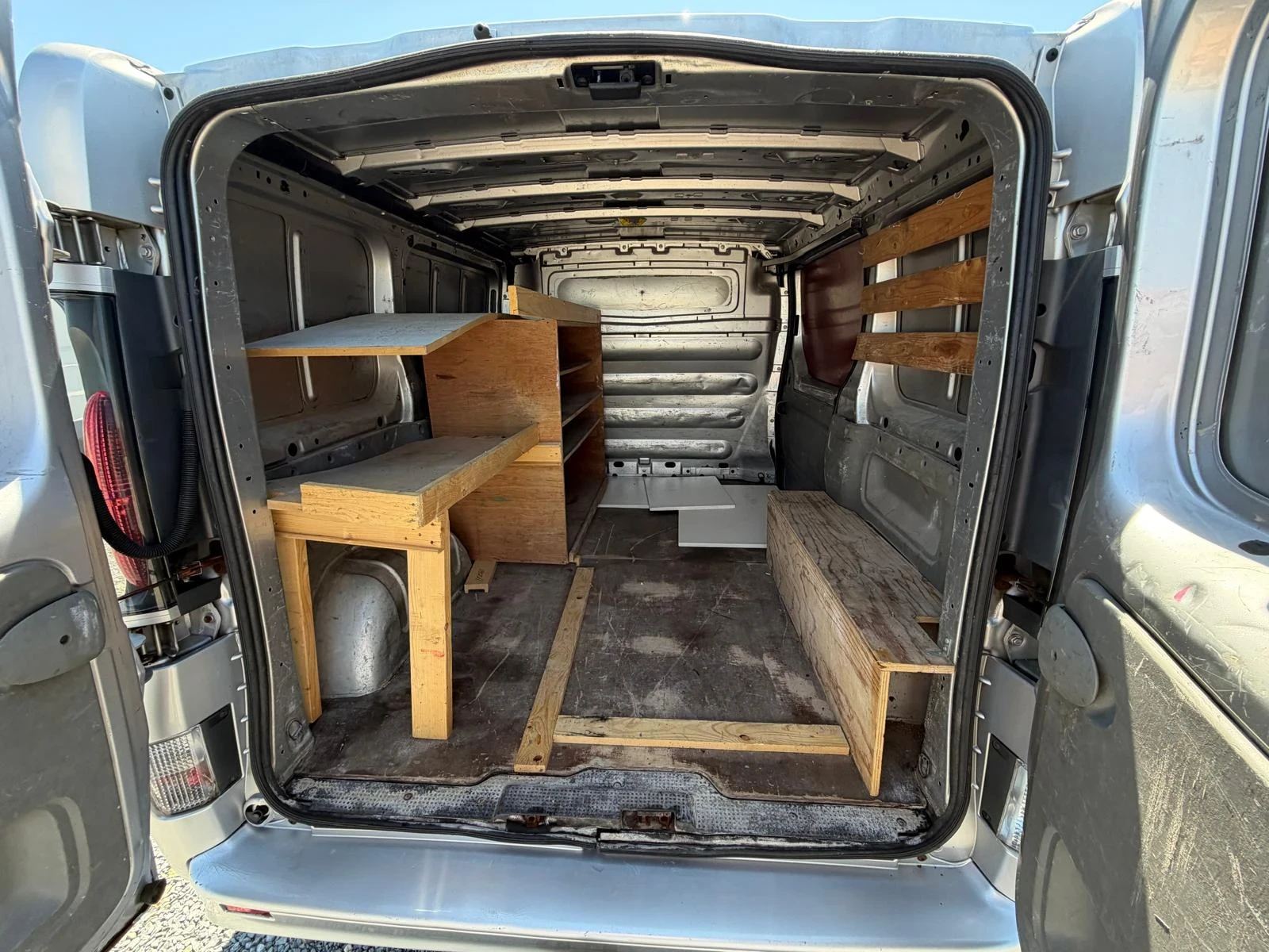 Renault Trafic 2.5 DCI 140HP, снимка 9 - Бусове и автобуси - 54441678