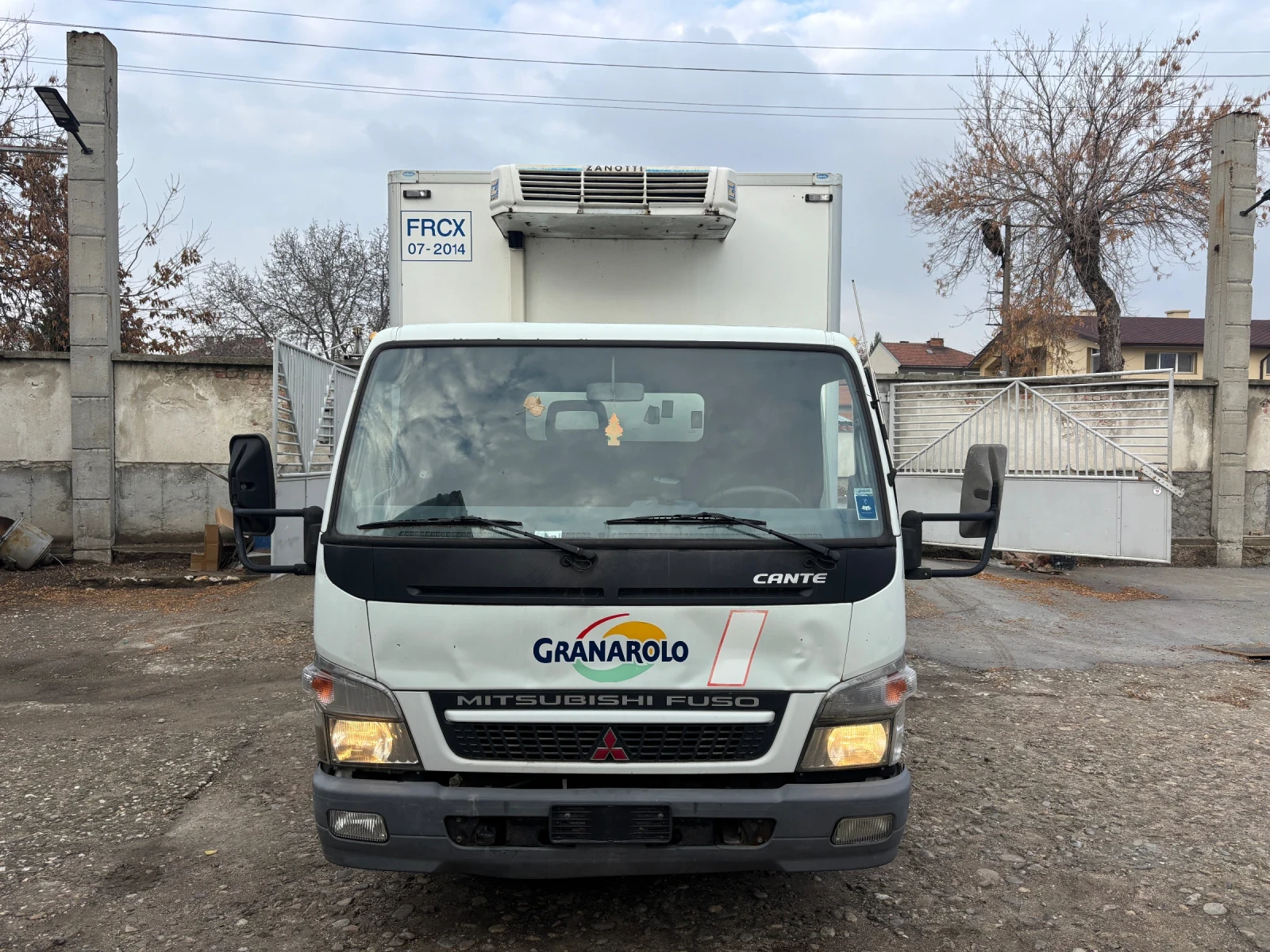 Mitsubishi Fuso Хладилен , снимка 1