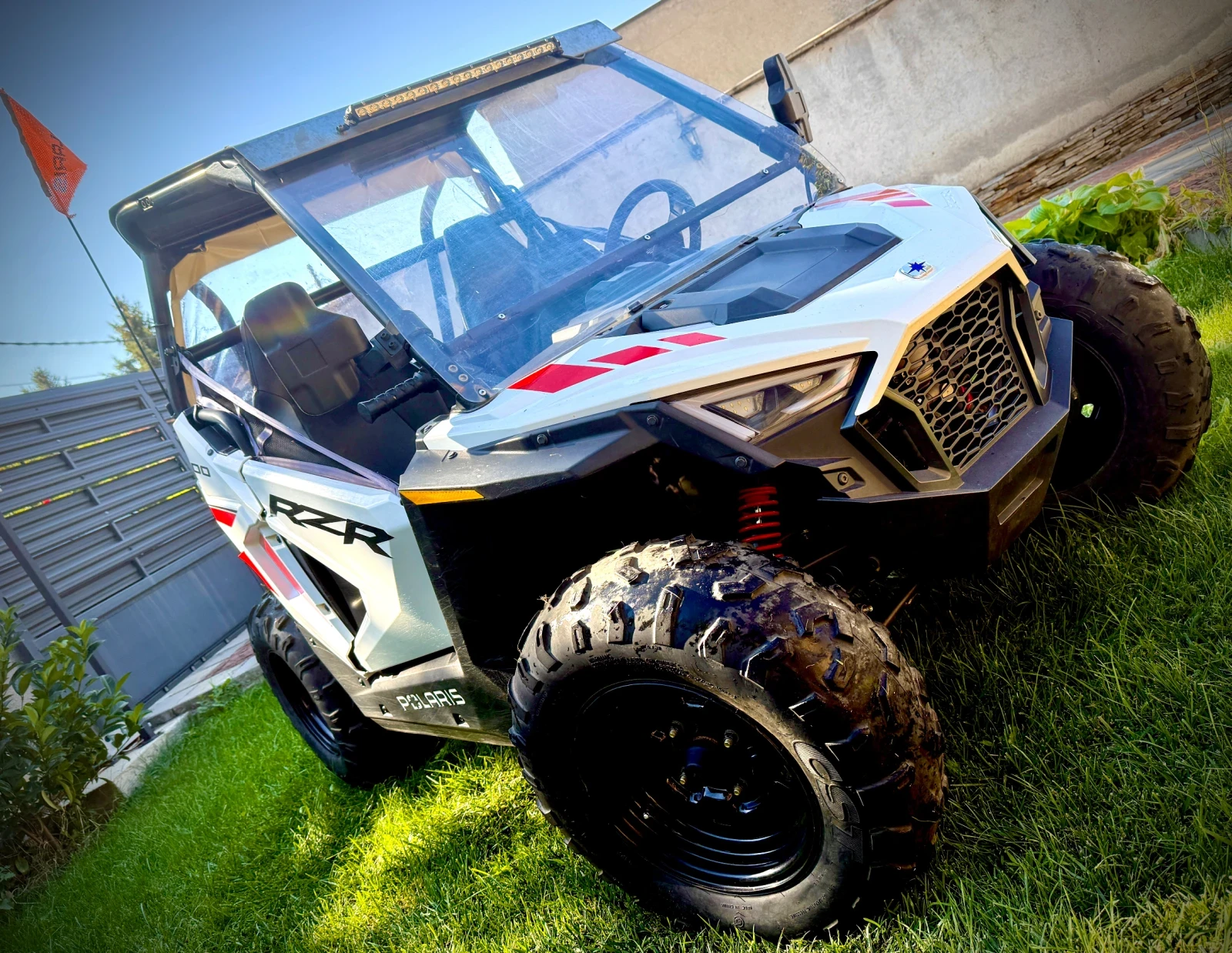 Polaris RZR 200 EFI, снимка 2 - Мотоциклети и мототехника - 55372443