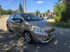 Peugeot 208 1.6i LED NAVI CLIMATRONIK , снимка 3