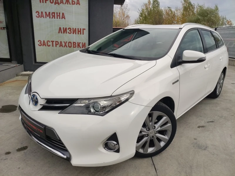 Toyota Auris 1.8i Hybrid Automatic E5B, снимка 1 - Автомобили и джипове - 42740010