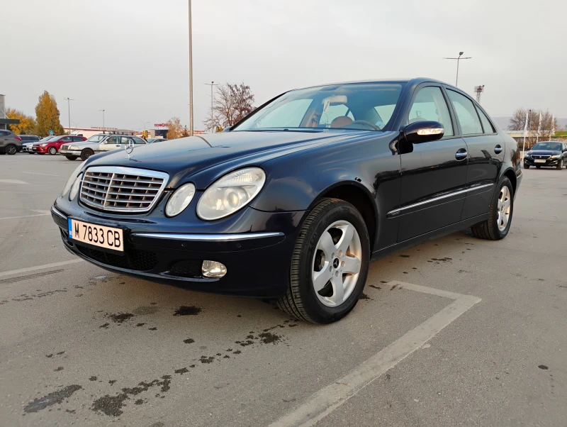 Mercedes-Benz E 320 ГАЗ* LPG* РЕГ* ОБСЛУЖЕН* , снимка 3 - Автомобили и джипове - 47906397