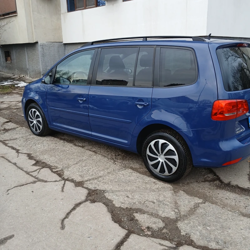 VW Touran АВТОМАТИК DSJ, снимка 7 - Автомобили и джипове - 48770404