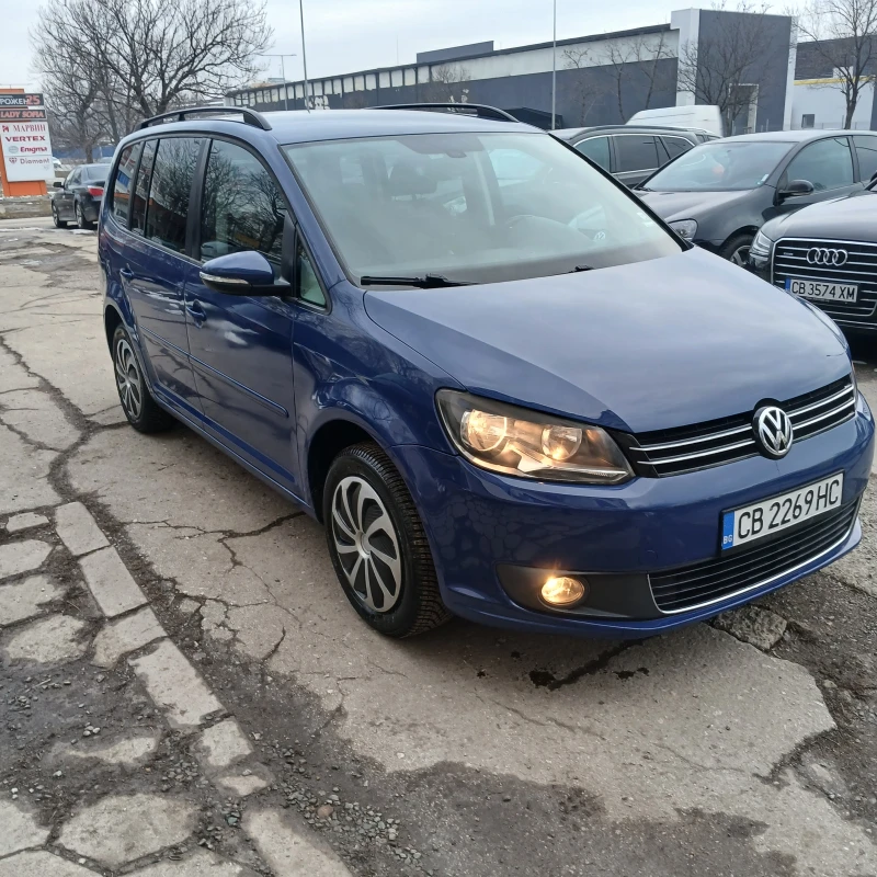 VW Touran АВТОМАТИК DSJ, снимка 8 - Автомобили и джипове - 48770404