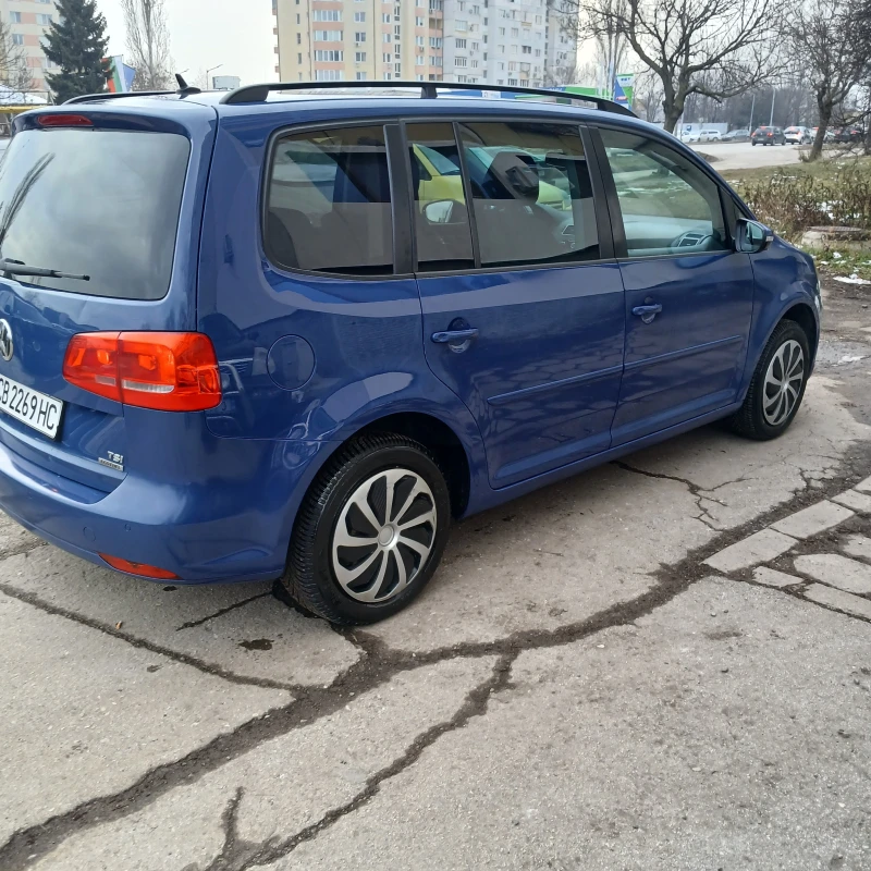 VW Touran АВТОМАТИК DSJ, снимка 5 - Автомобили и джипове - 48770404