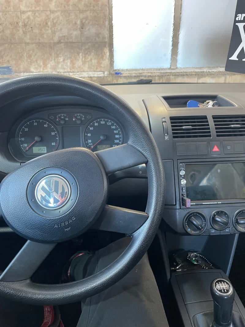 VW Polo 1.4, снимка 9 - Автомобили и джипове - 49269810