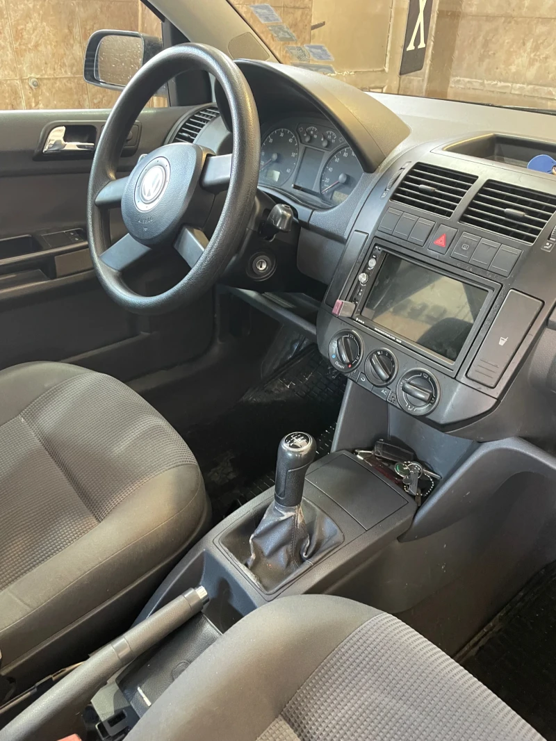 VW Polo 1.4, снимка 6 - Автомобили и джипове - 49269810