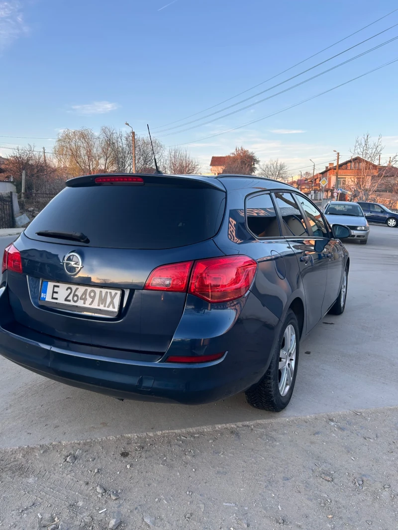 Opel Astra, снимка 2 - Автомобили и джипове - 49417488