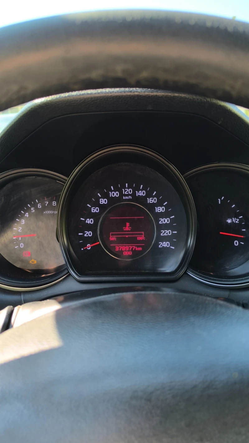 Kia Ceed 1.4 бензин/газ, снимка 8 - Автомобили и джипове - 52050445