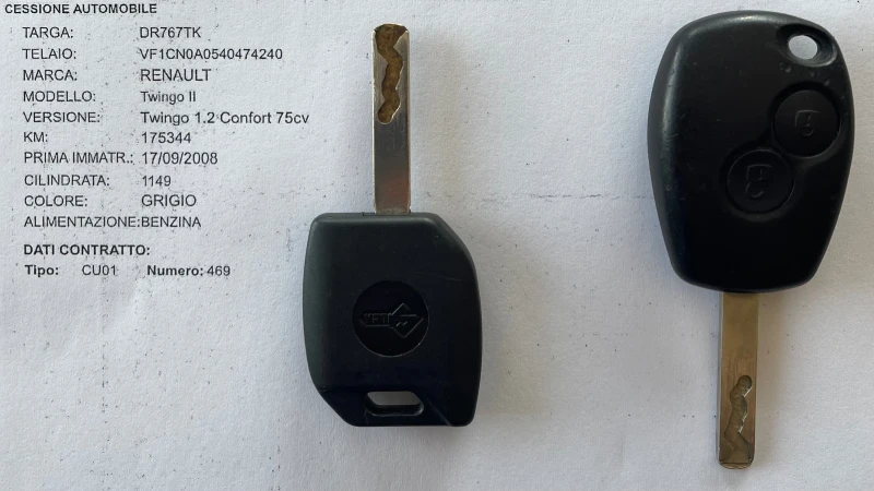 Renault Twingo 1.2i , снимка 17 - Автомобили и джипове - 50140978