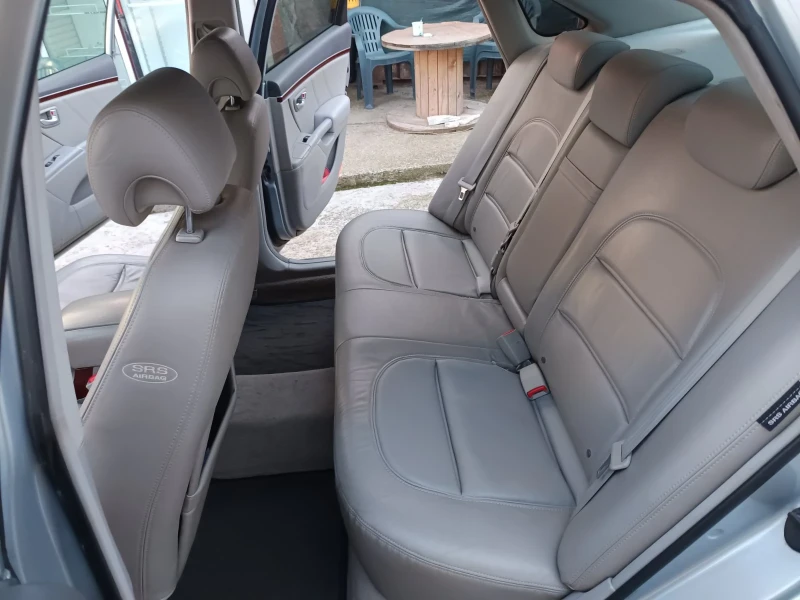 Hyundai Grandeur, снимка 6 - Автомобили и джипове - 52142011