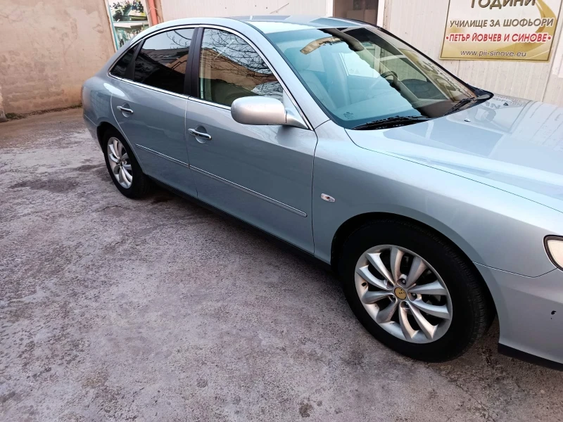 Hyundai Grandeur, снимка 8 - Автомобили и джипове - 52142011
