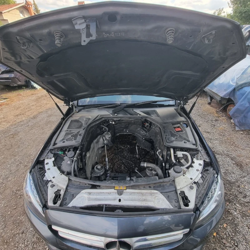 Mercedes-Benz C 300 Hybrid , снимка 13 - Автомобили и джипове - 51895919