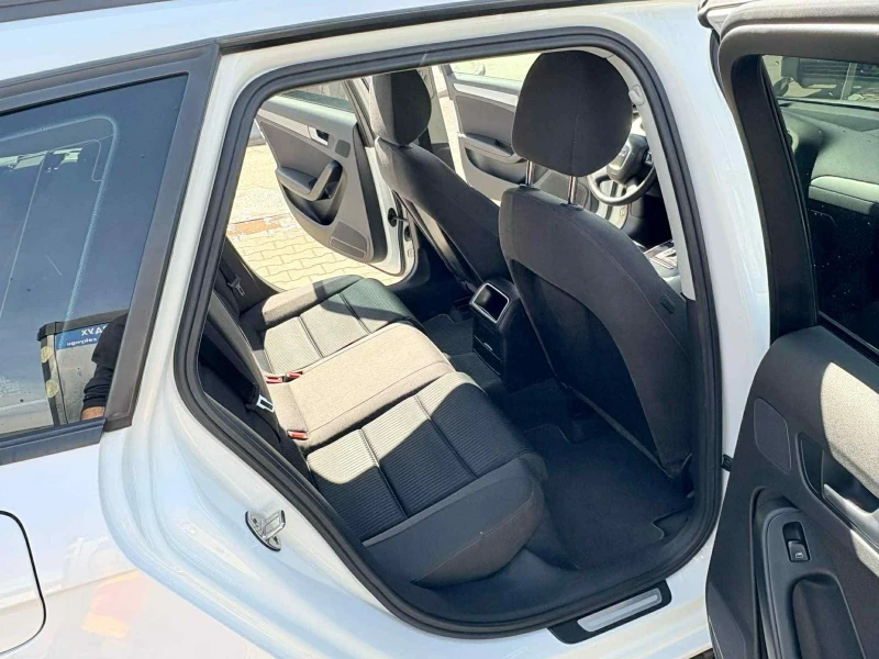 Audi A4, снимка 4 - Автомобили и джипове - 52847776