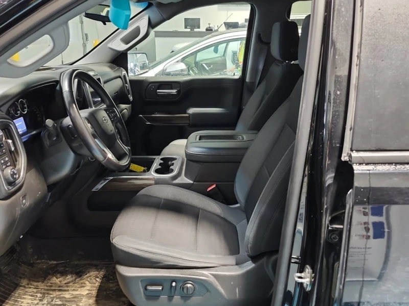 Chevrolet Silverado 2021 LT TRAIL BOSS CREW CAB SHORT BED , снимка 6 - Автомобили и джипове - 53372372