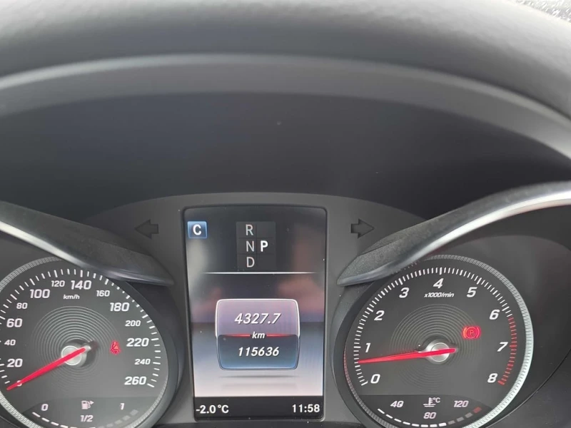 Mercedes-Benz C 300 * CARFAX * ЦЕНА ДО БГ, снимка 8 - Автомобили и джипове - 53443682