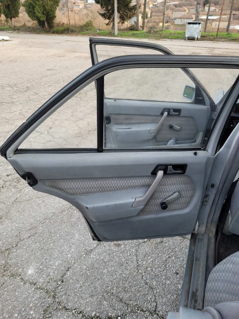 Mercedes-Benz 190 На ЧАСТИ 2.5 дизел, снимка 7 - Автомобили и джипове - 53563151