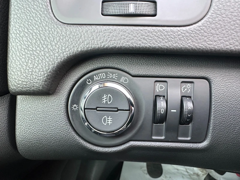 Opel Insignia 2.0d 160 к.с. - 10999 лв. - 25586351 | Car24.bg