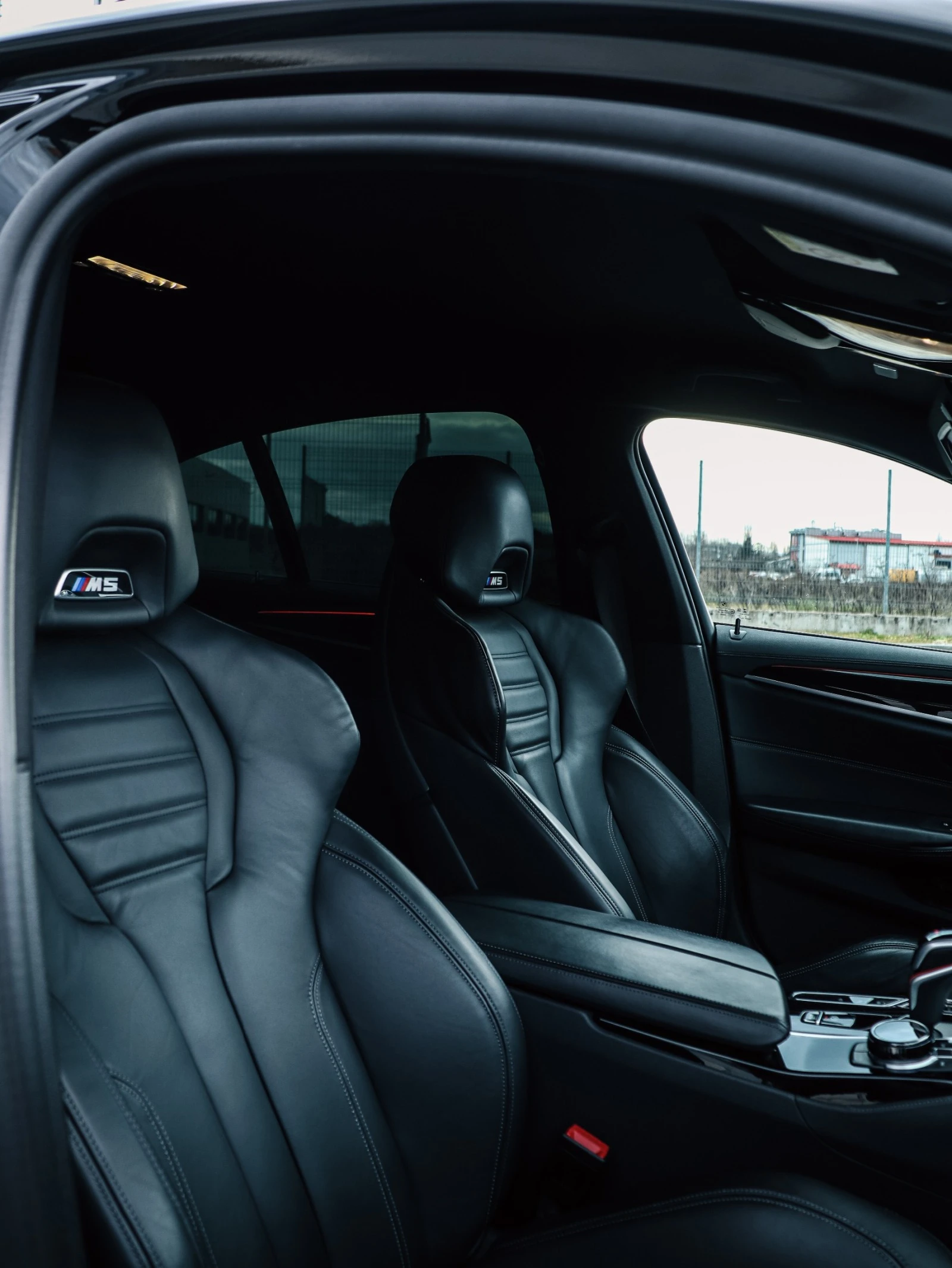 BMW M5 | Mobile.bg   11