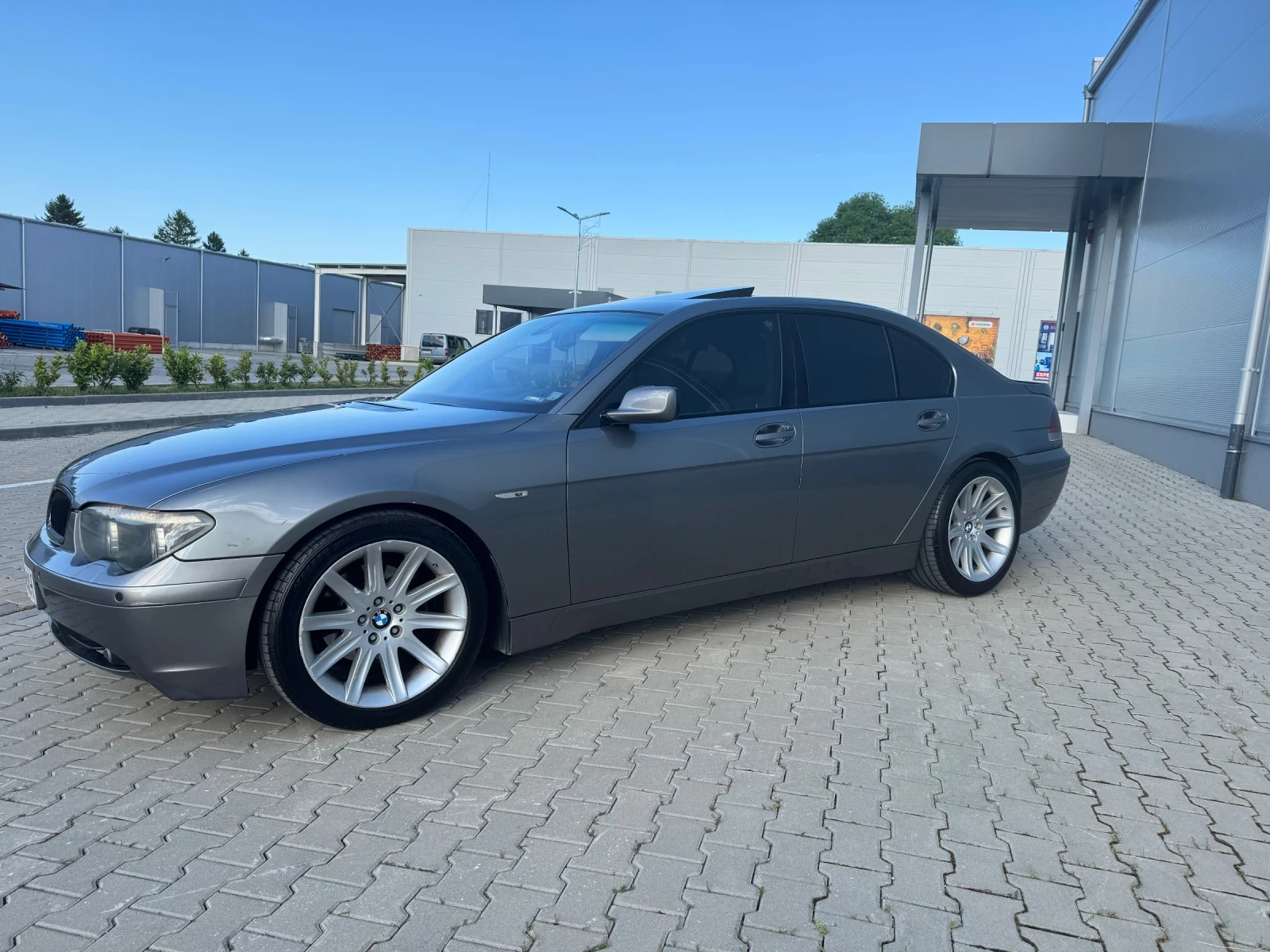 BMW 730 730d - изображение 3