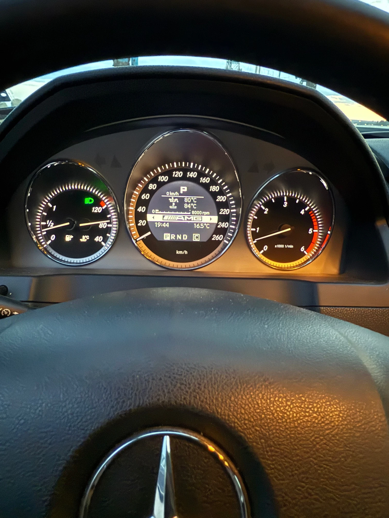 Mercedes-Benz C 350  - изображение 10