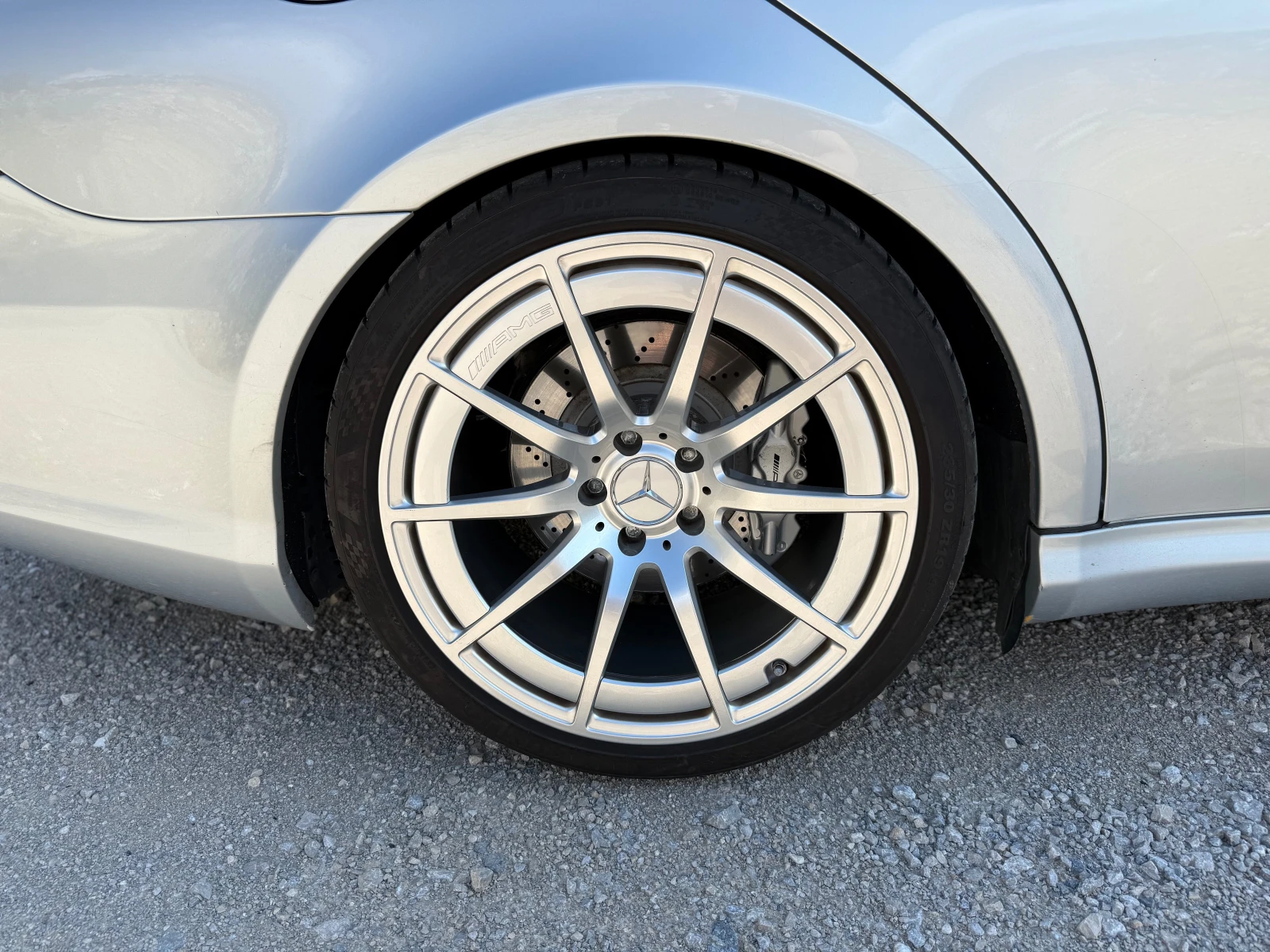 Mercedes-Benz CLS 55 AMG  - изображение 7