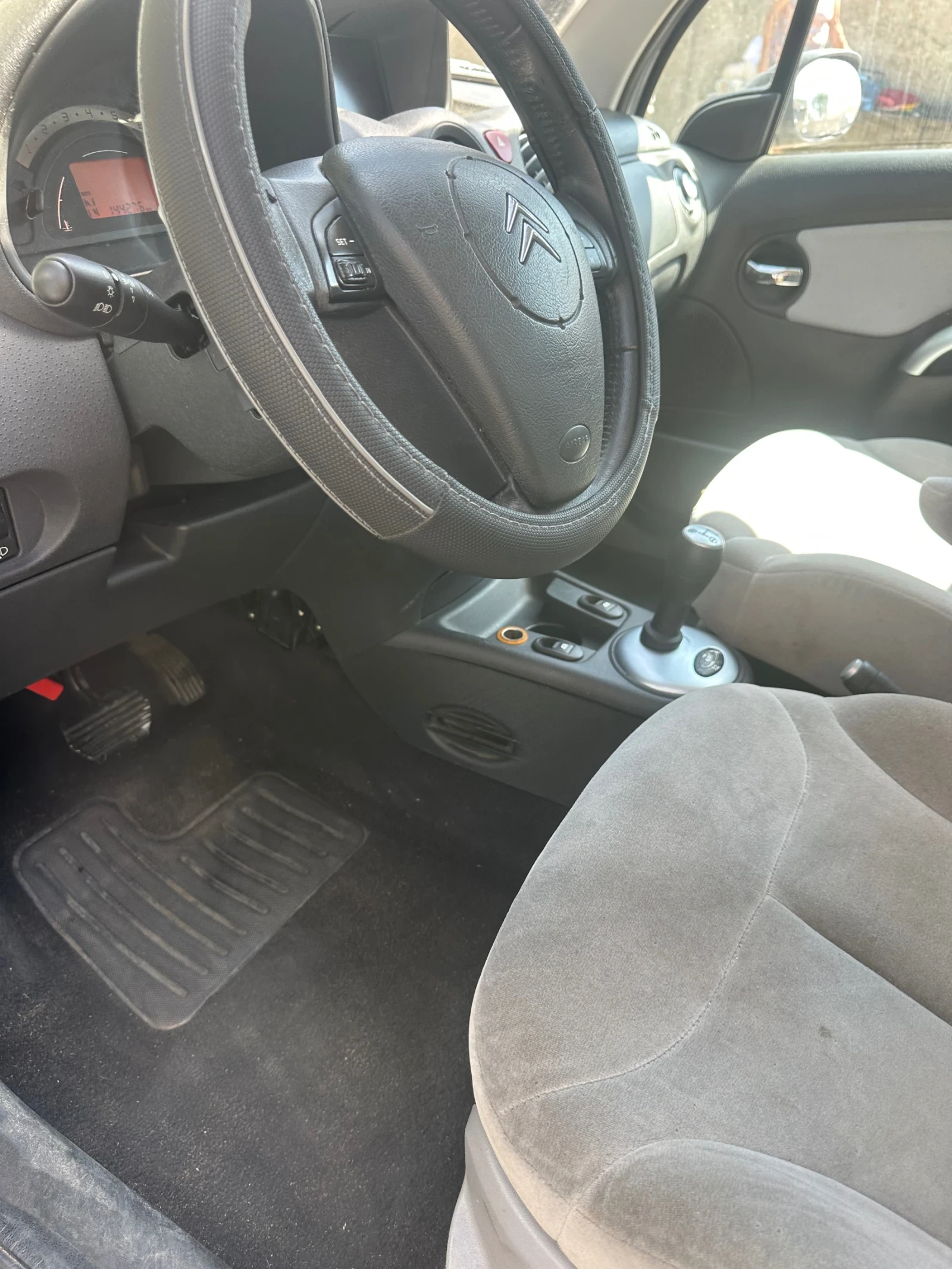 Citroen C3 1.4 hdi - изображение 8