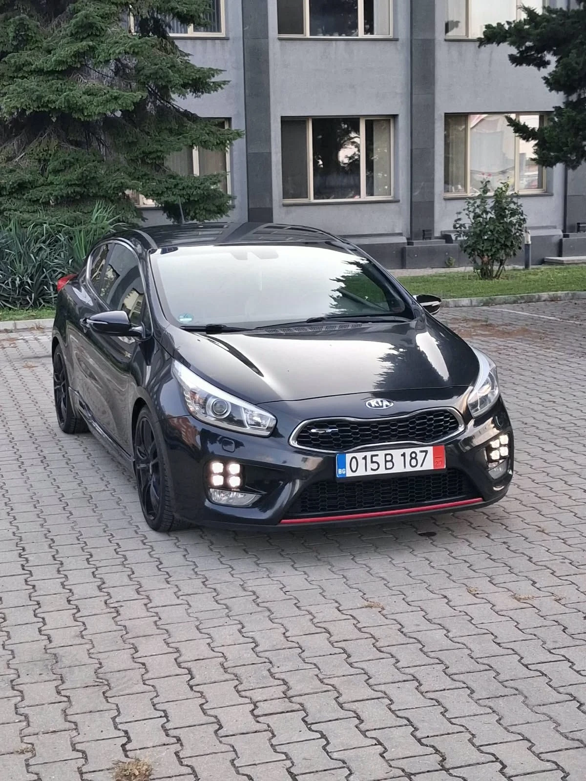 Kia Ceed 1.6GT 204�.� | Mobile.bg � ����������� 9