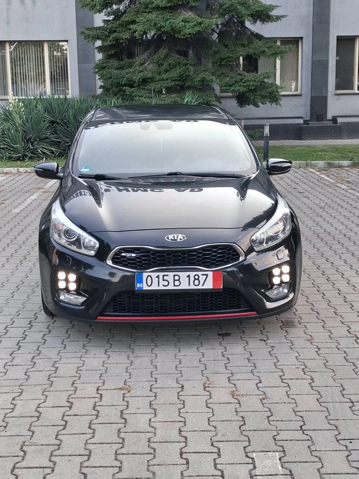 Kia Ceed 1.6GT 204�.� | Mobile.bg � ����������� 8