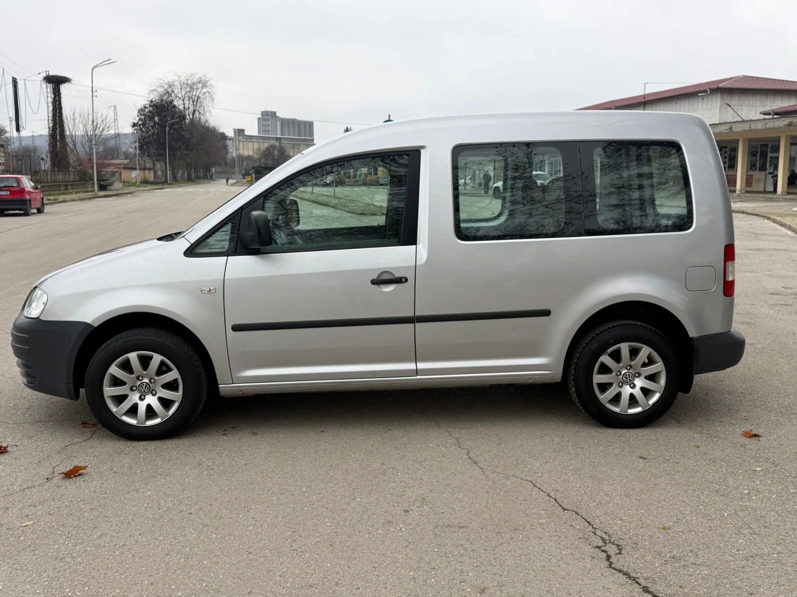 VW Caddy 1.9TDI - изображение 3