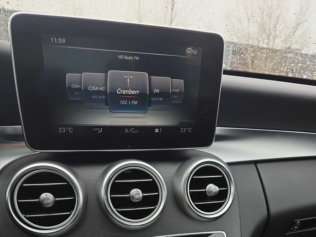 Mercedes-Benz C 300 * CARFAX * ЦЕНА ДО БГ - изображение 9