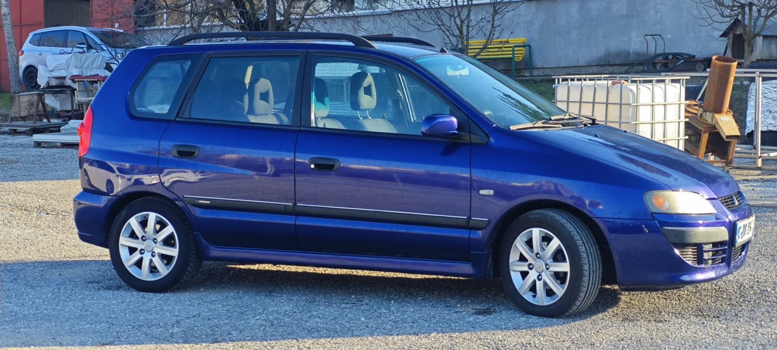 Mitsubishi Space star, снимка 10 - Автомобили и джипове - 53818980