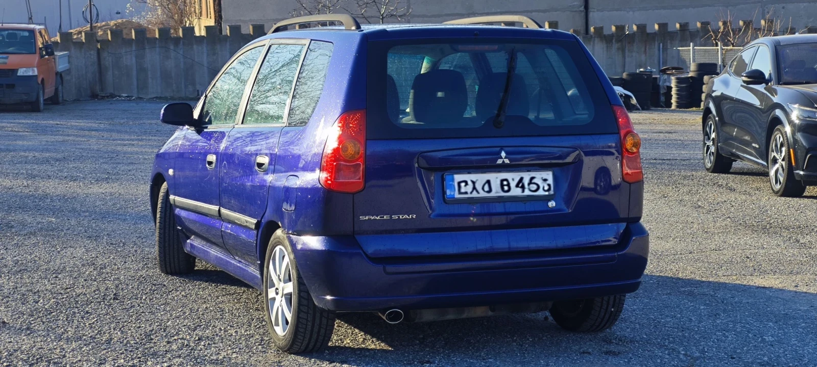 Mitsubishi Space star, снимка 2 - Автомобили и джипове - 53818980