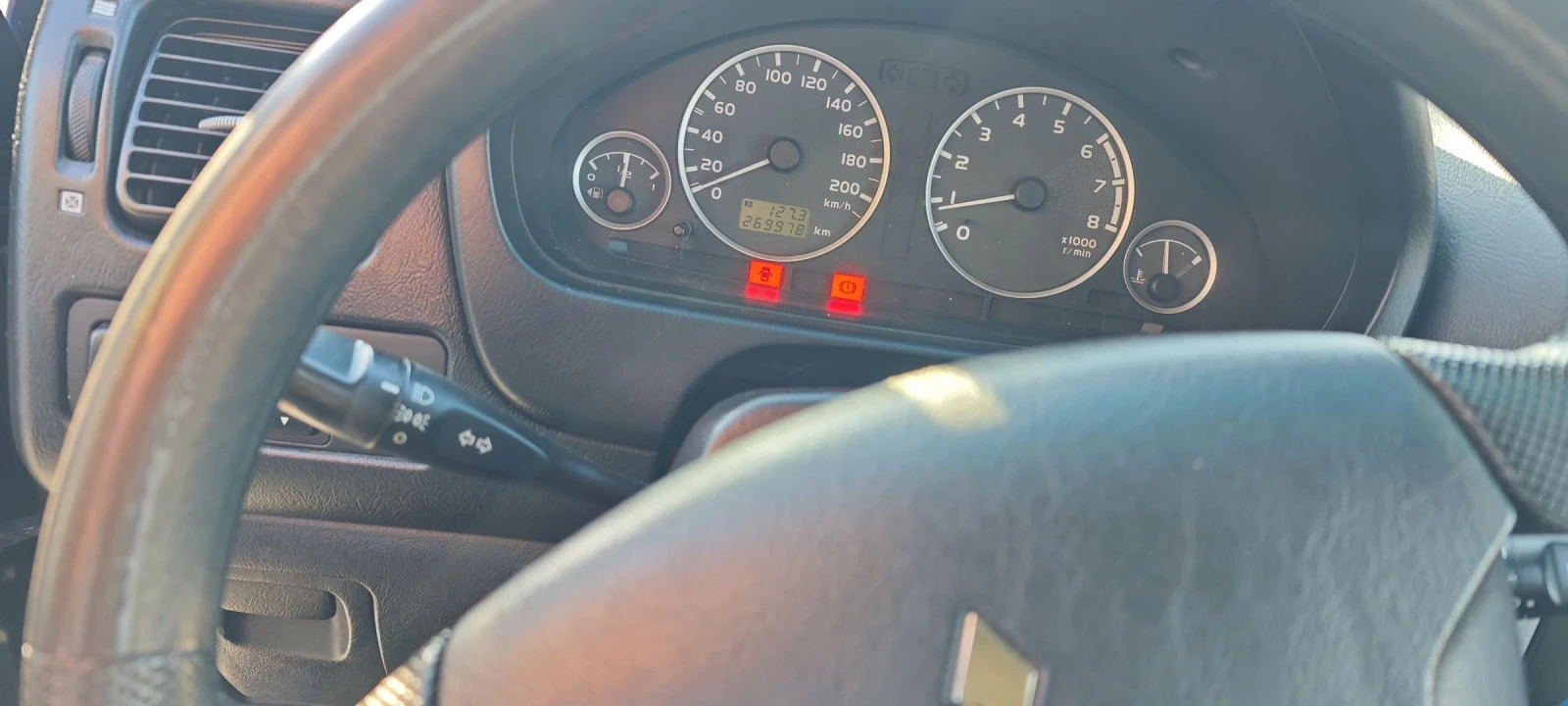 Mitsubishi Space star, снимка 7 - Автомобили и джипове - 53818980