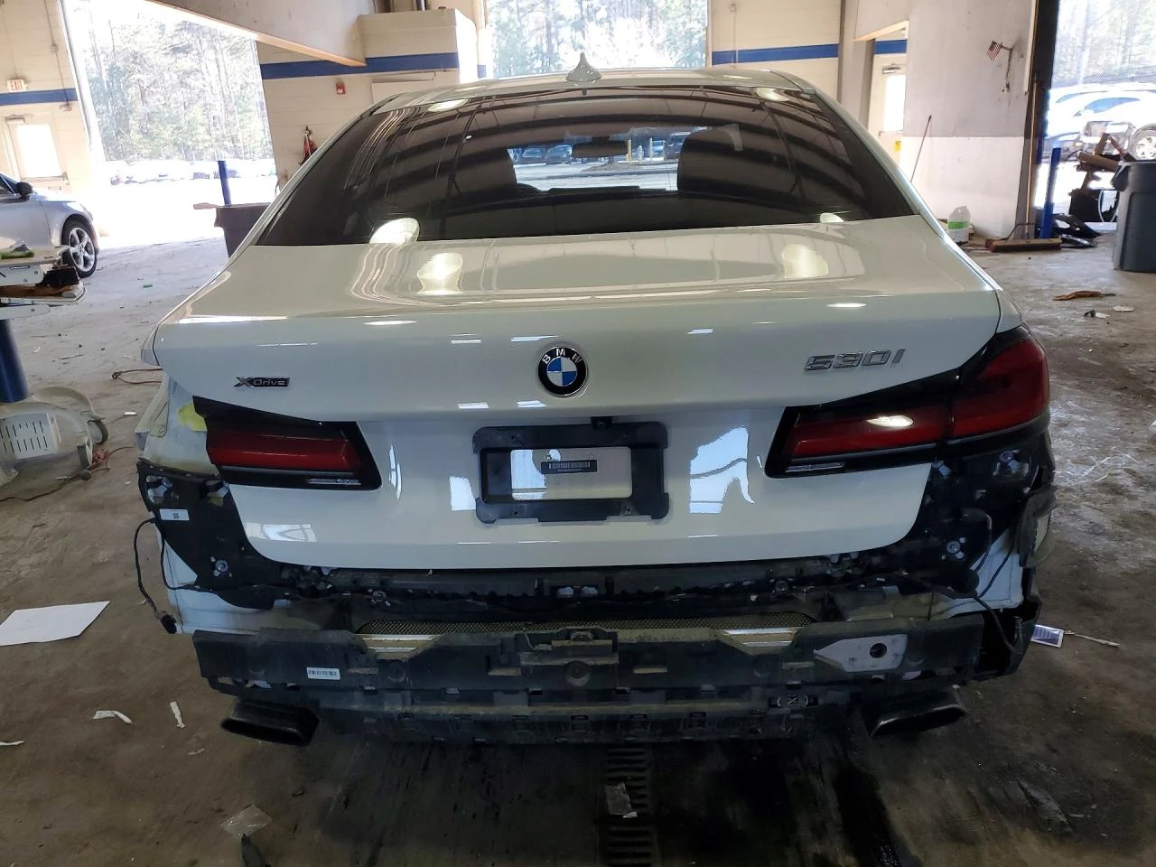 BMW 530 2.0l Xi, снимка 6 - Автомобили и джипове - 53986497