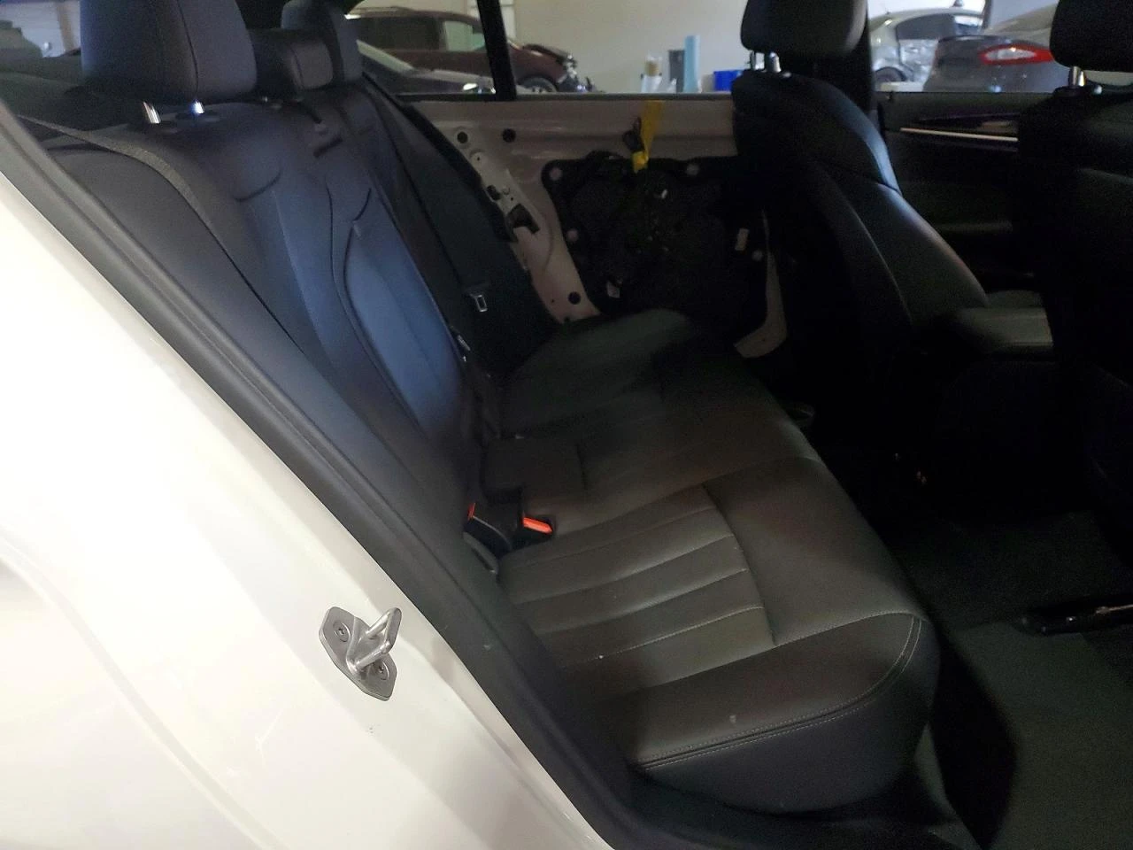 BMW 530 2.0l Xi, снимка 10 - Автомобили и джипове - 53986497