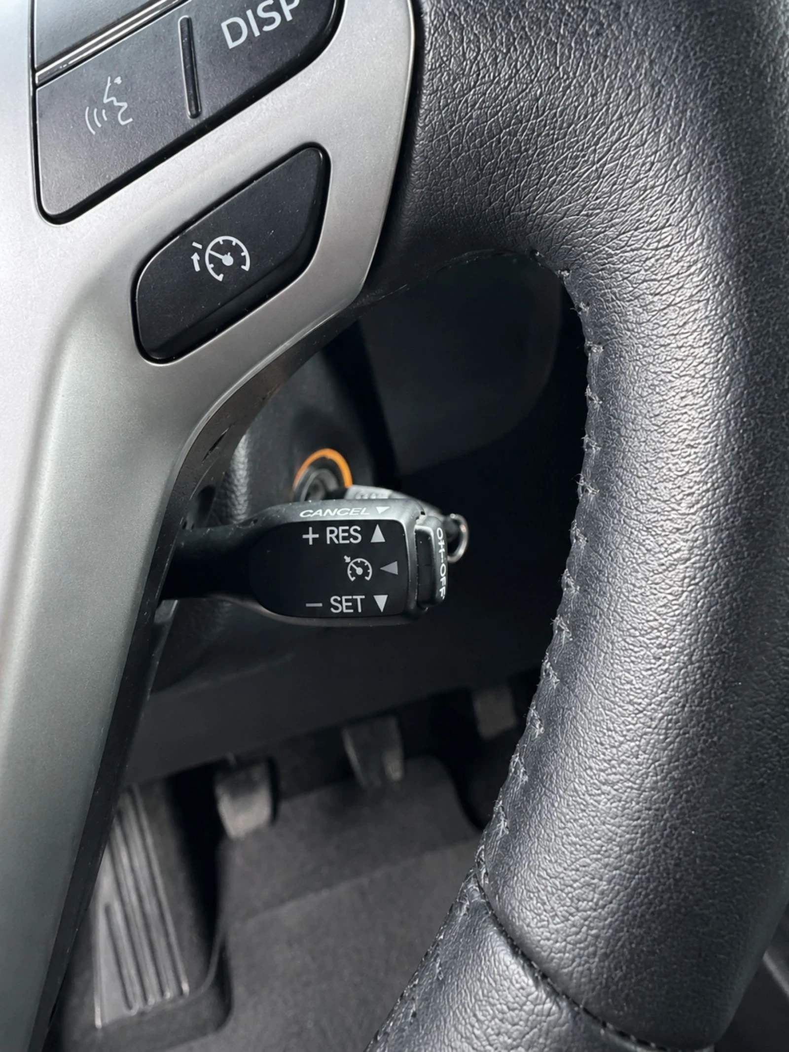 Toyota Verso  1.8 Edition, снимка 13 - Автомобили и джипове - 54035415