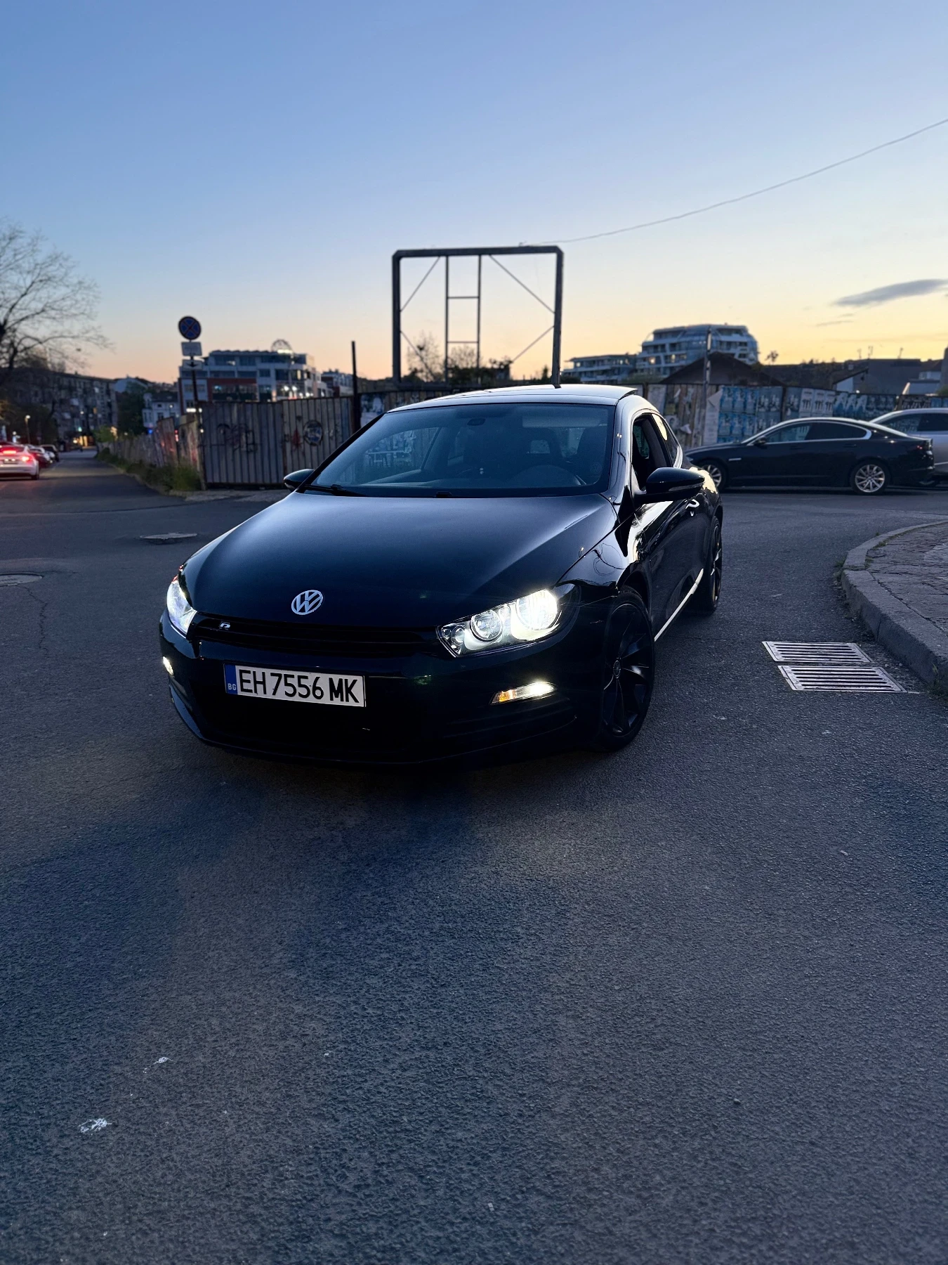 VW Scirocco, снимка 8 - Автомобили и джипове - 54340667