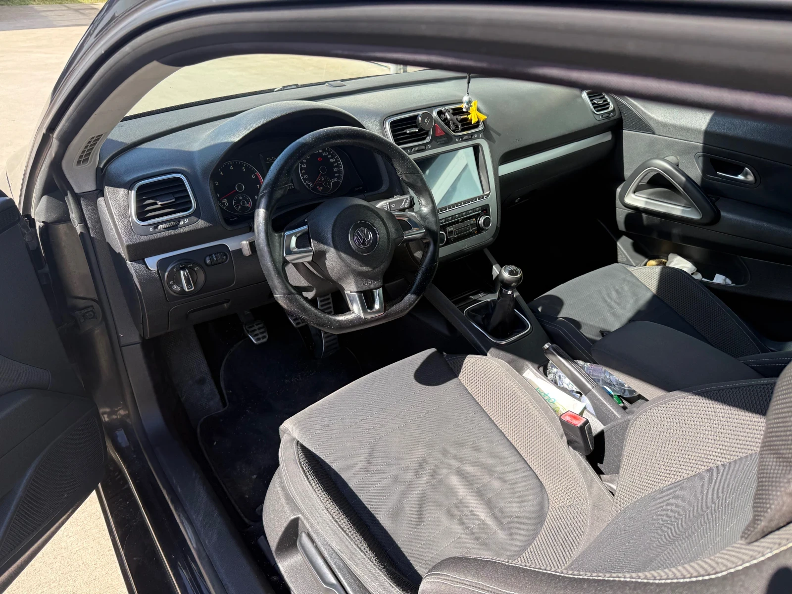 VW Scirocco, снимка 9 - Автомобили и джипове - 54340667