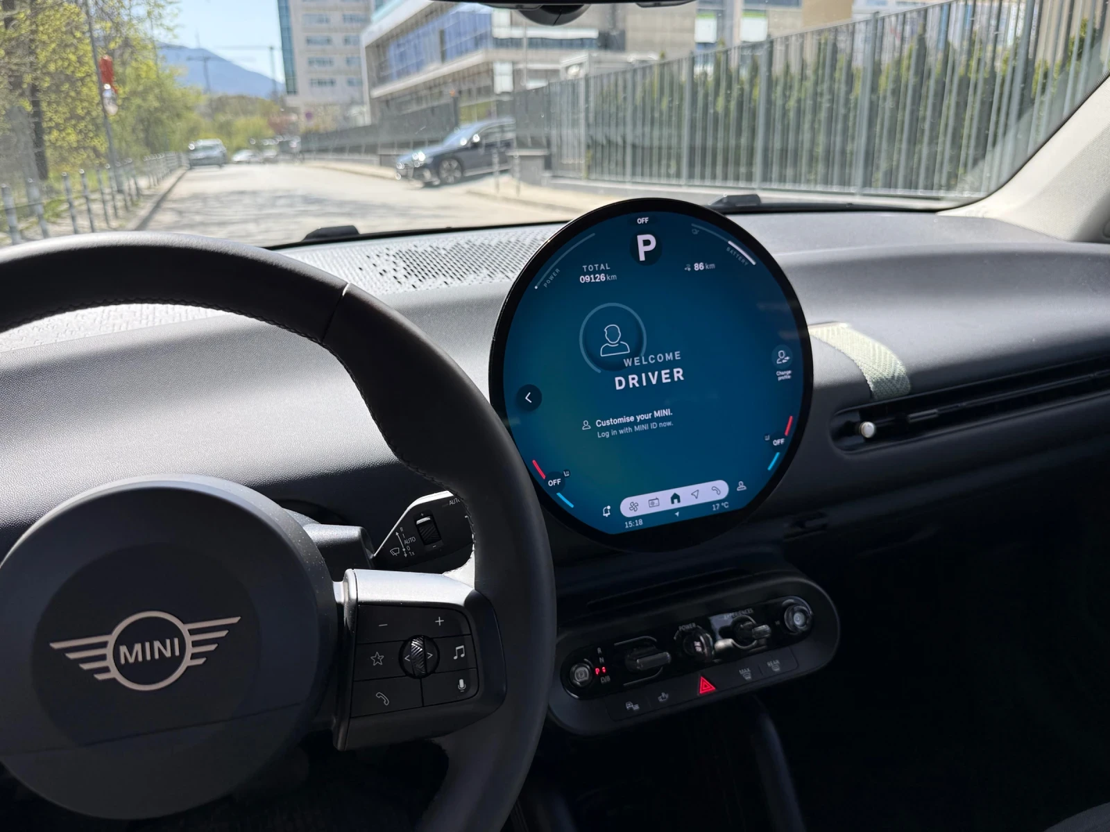 Mini Cooper J01 E, снимка 10 - Автомобили и джипове - 54343598