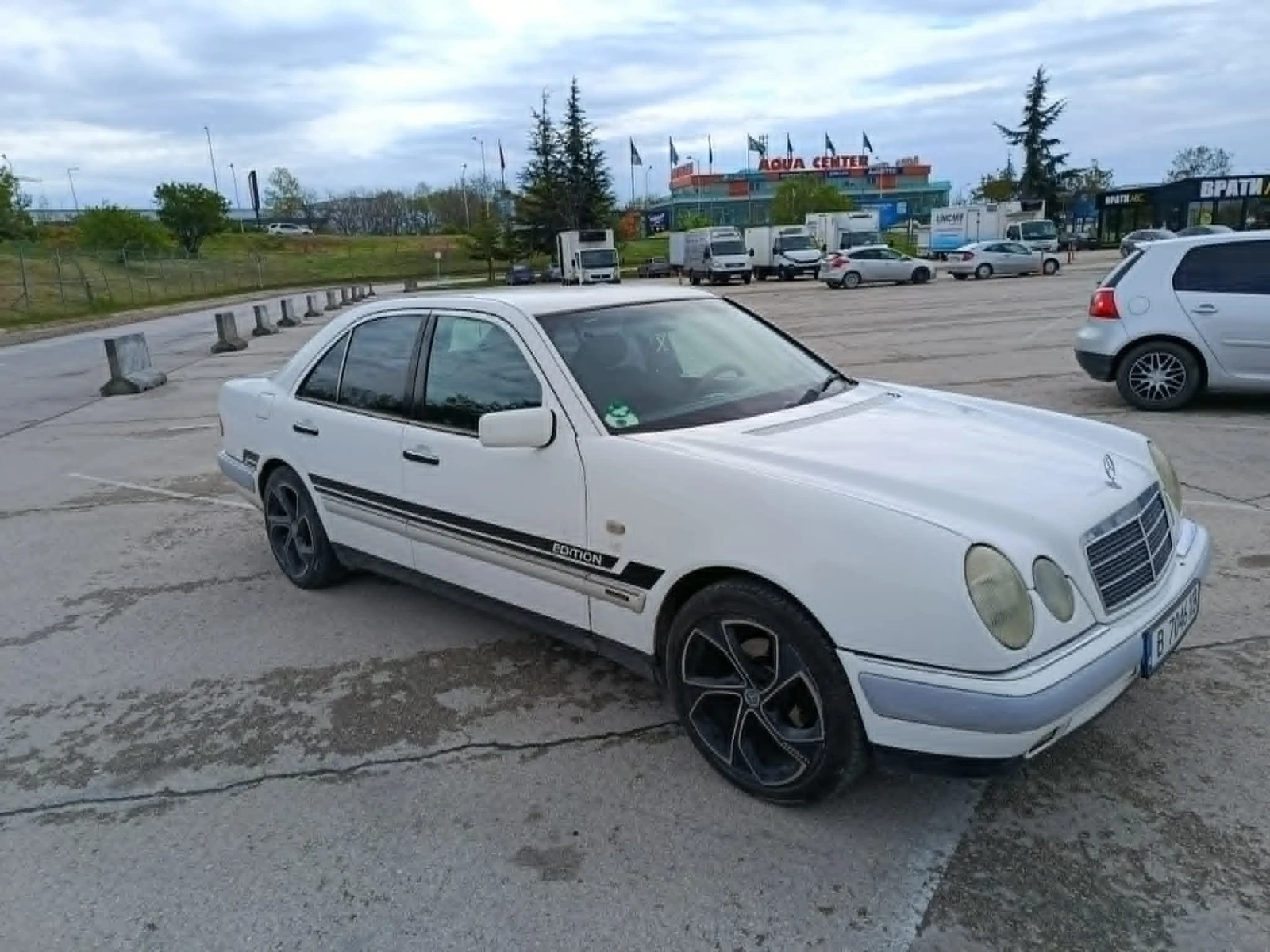 Mercedes-Benz 230 2.3, снимка 2 - Автомобили и джипове - 54377209