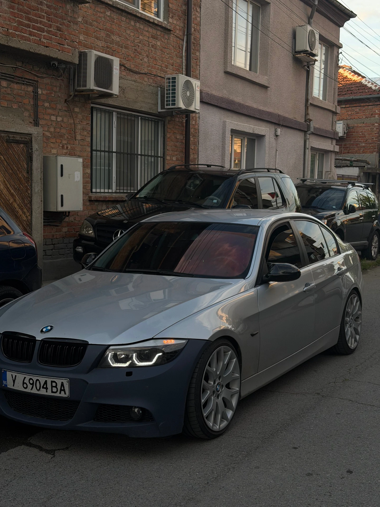 BMW 320