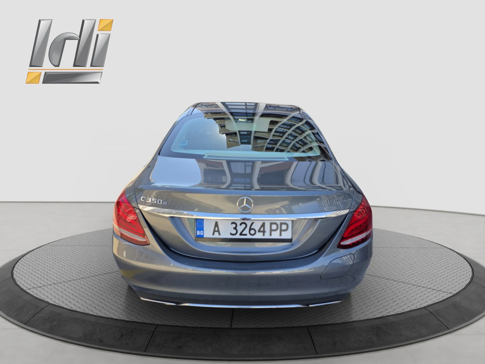 Mercedes-Benz C 350 Plug-in hybrid, снимка 4 - Автомобили и джипове - 55539349