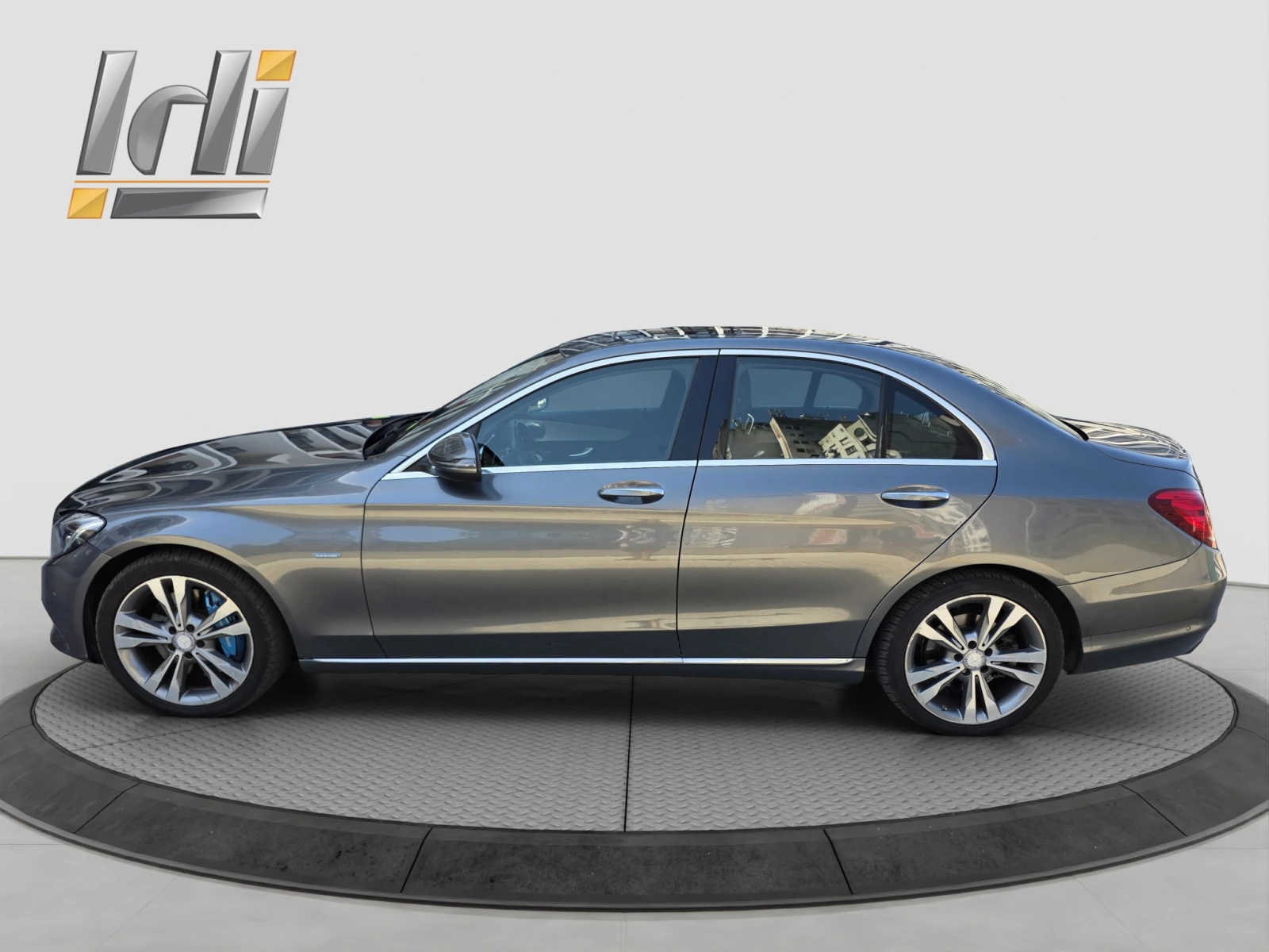 Mercedes-Benz C 350 Plug-in hybrid, снимка 3 - Автомобили и джипове - 55539349