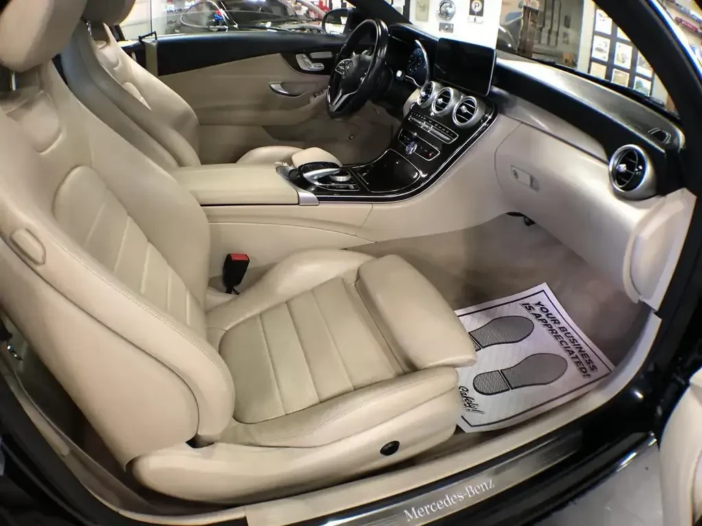 Mercedes-Benz C 300 Coupe AMG Package, снимка 13 - Автомобили и джипове - 55693315