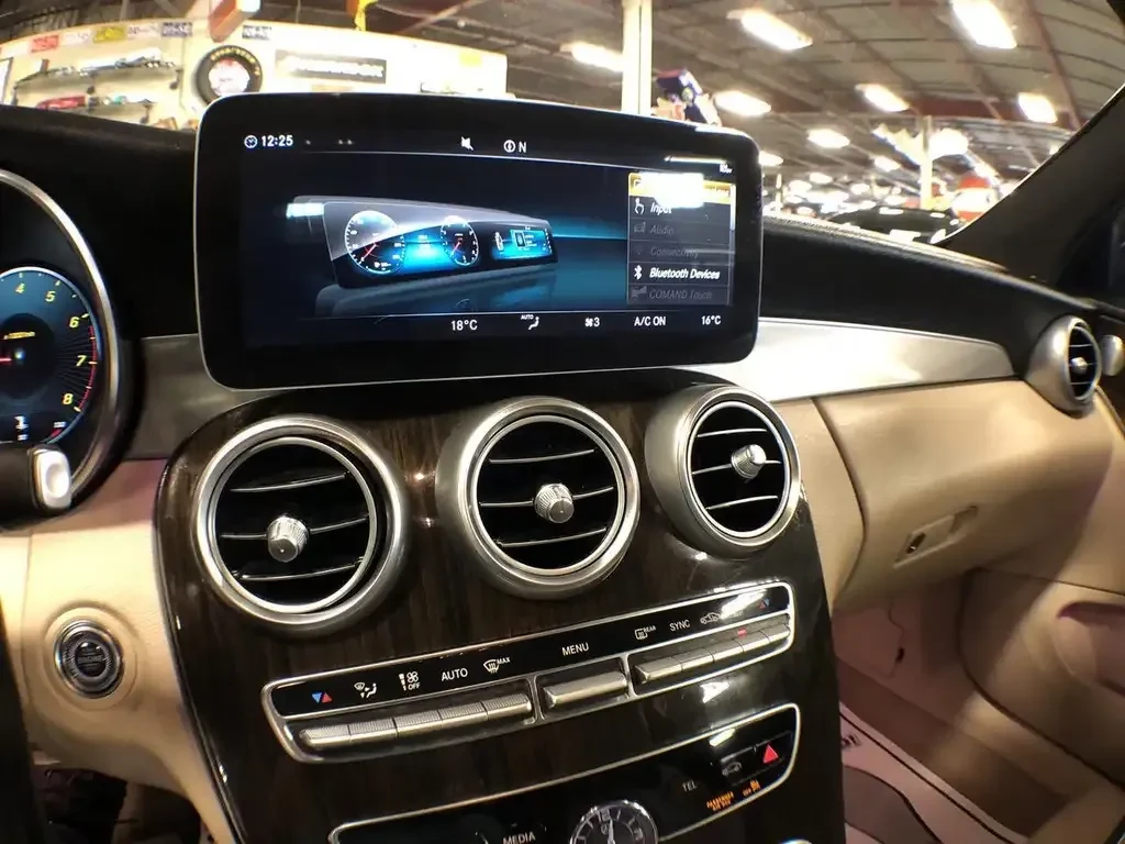 Mercedes-Benz C 300 Coupe AMG Package, снимка 8 - Автомобили и джипове - 55693315