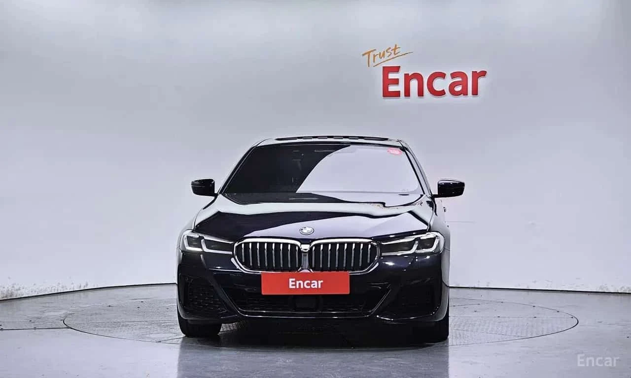 BMW 530 xDrive M Sport /ОБДУХВАНЕ/ШИБИДАХ/ДИСТРОНИК/360, снимка 3 - Автомобили и джипове - 55728957